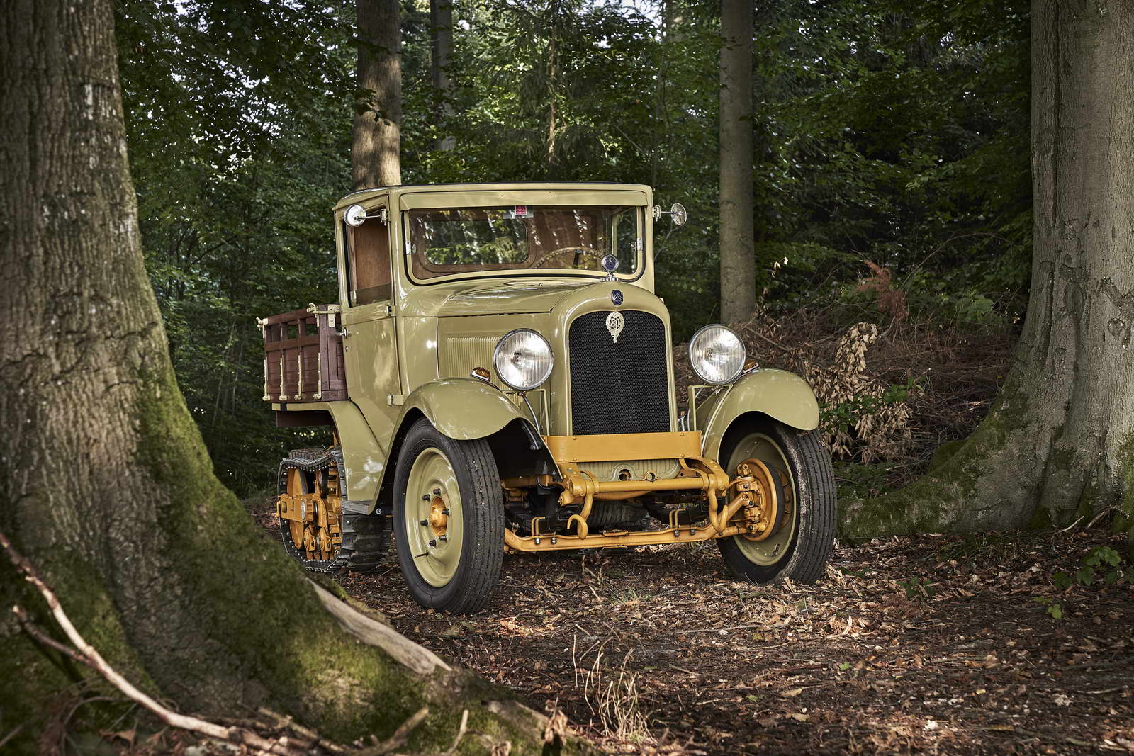 Citroen Kegresse Halbkettenfahrzeug